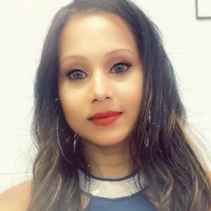 Meet your Posher, Sabrina